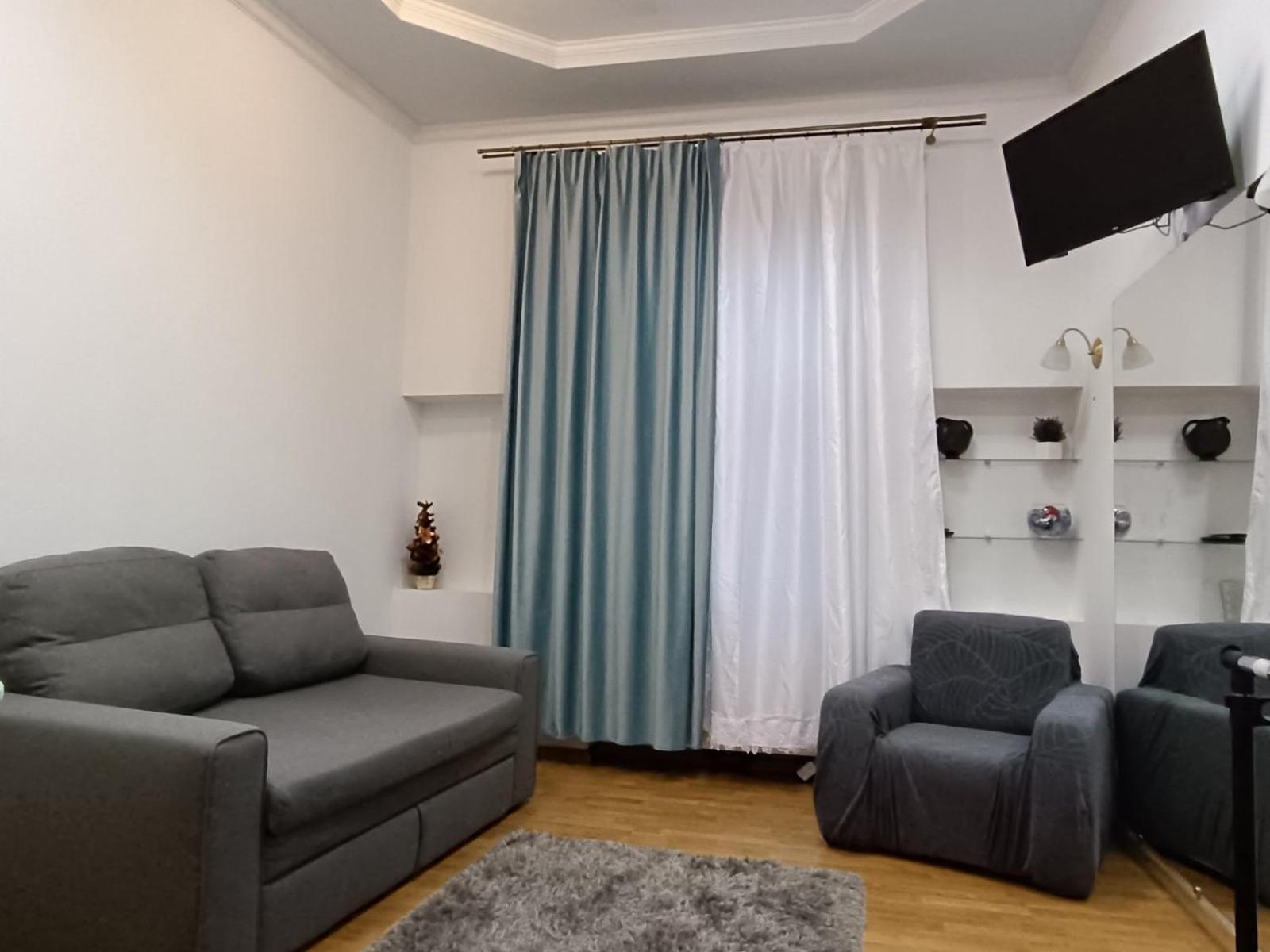 Apartments Anna Лвив Екстериор снимка