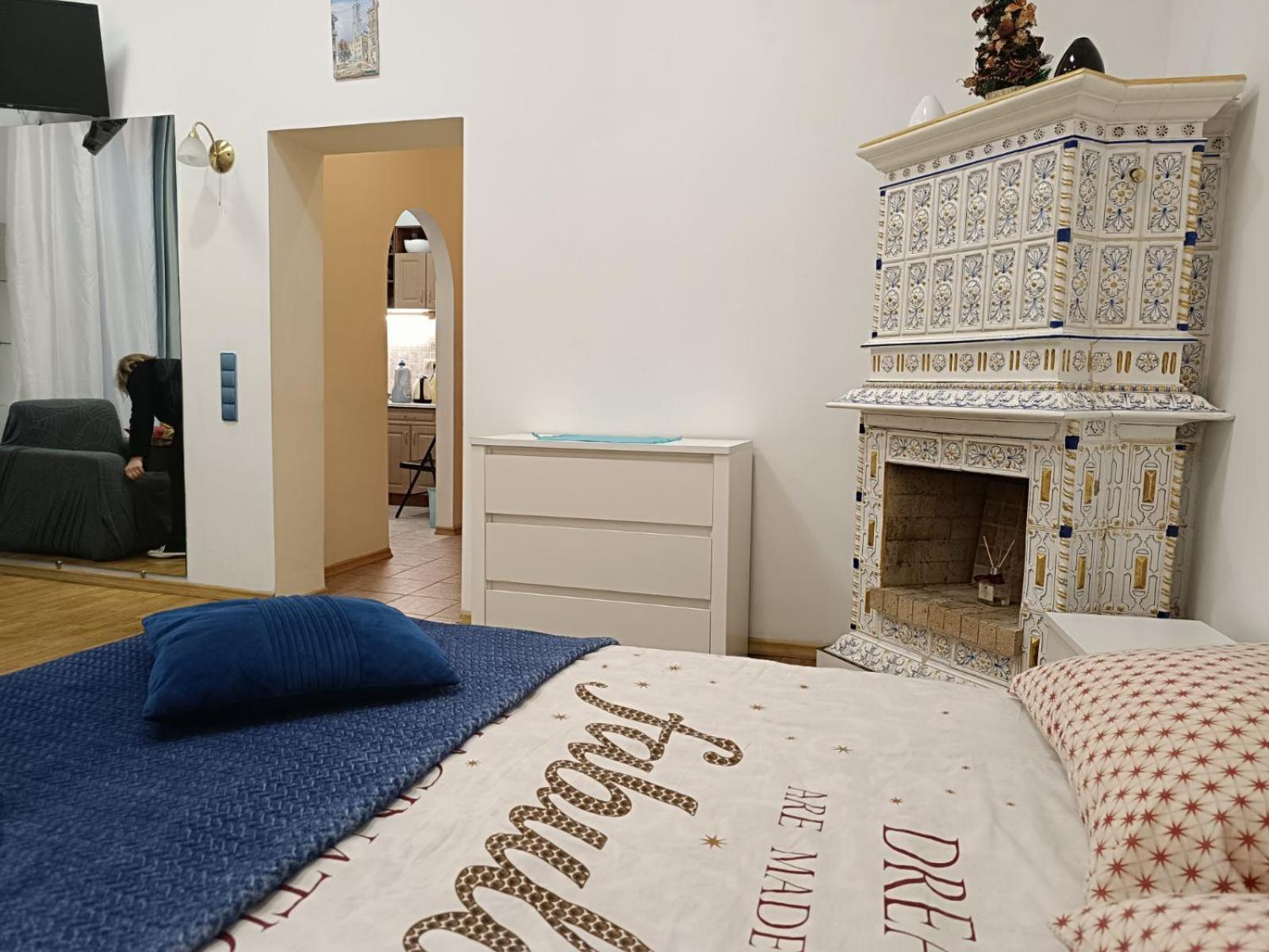 Apartments Anna Лвив Екстериор снимка